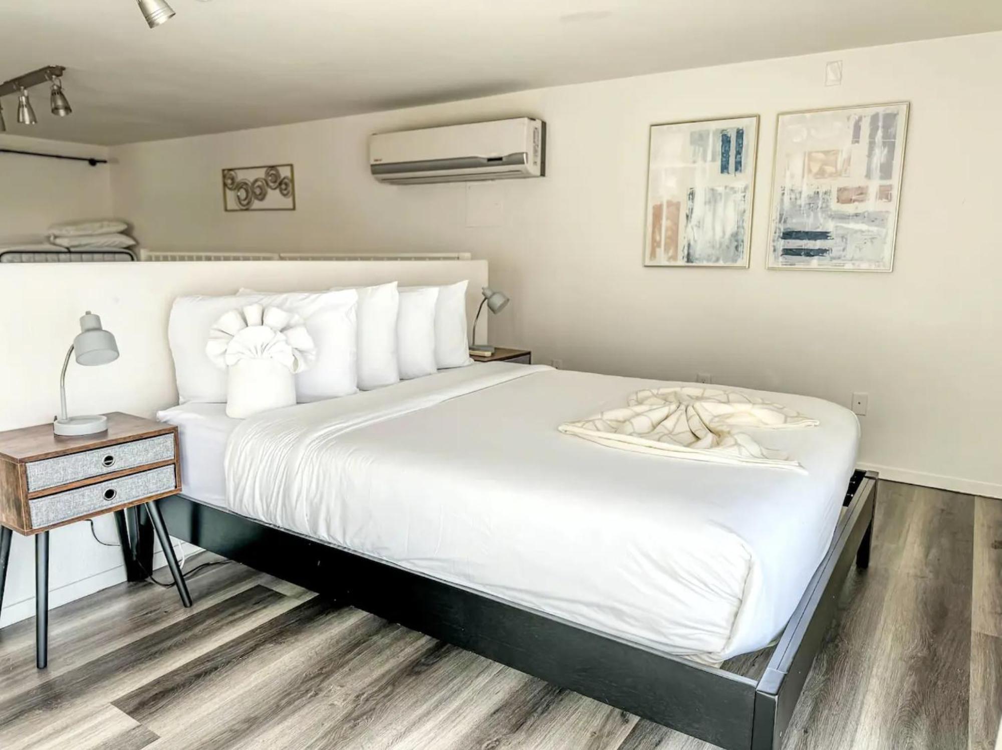Aparthotel Little Italy Modern Lofts 3*